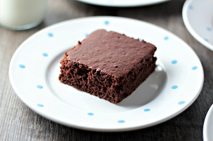 Healthier Chocolate Cake from Dr. Oz | Mindy's Cooking Obsession