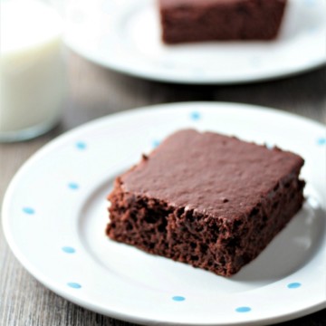 Healthier Chocolate Cake from Dr. Oz - Mindy's Cooking Obsession