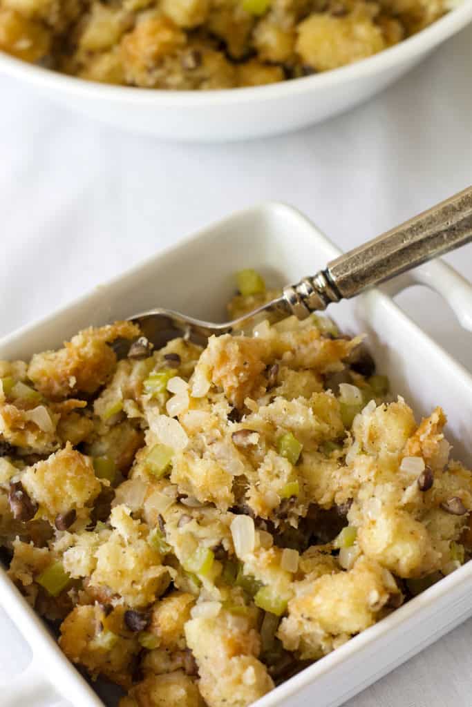 https://www.mindyscookingobsession.com/wp-content/uploads/2020/11/1-1200-Homemade-Stove-Top-Stuffing-683x1024.jpg