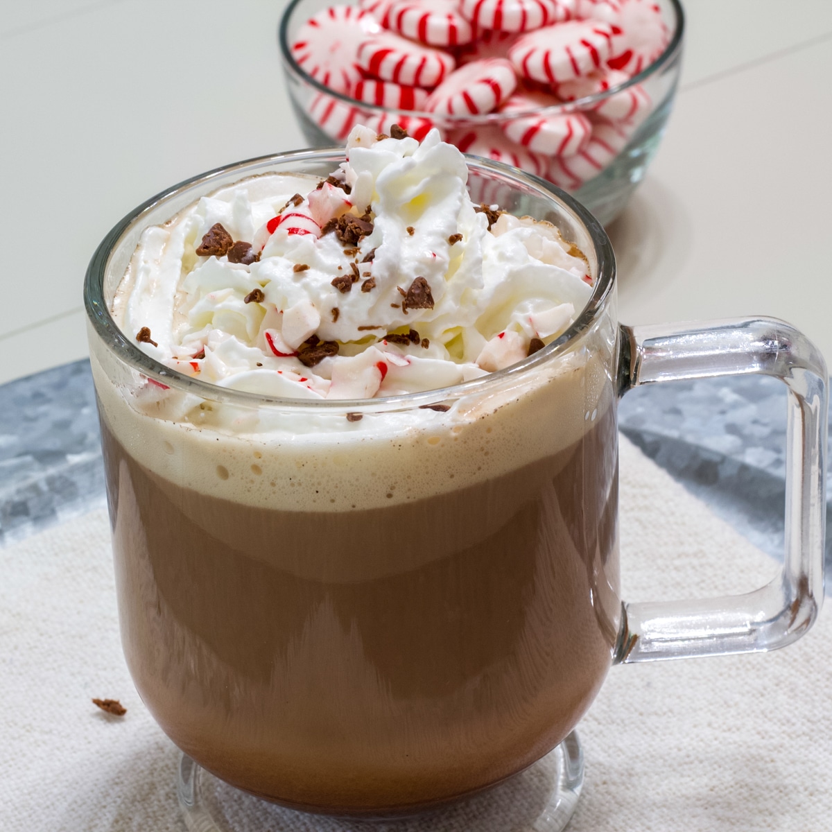 How to Make Peppermint Mocha at Home: An Easy Recipe