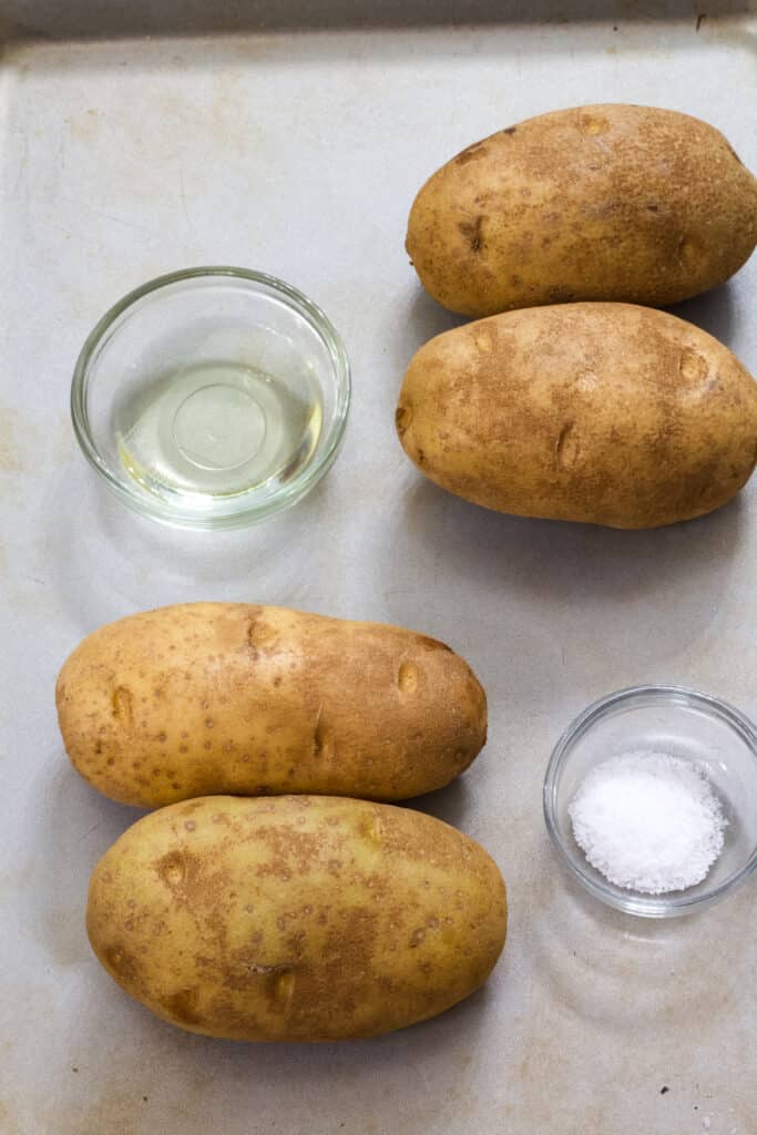 How to Make Perfect Baked Potato in Oven with No Foil - Mindy's Cooking  Obsession